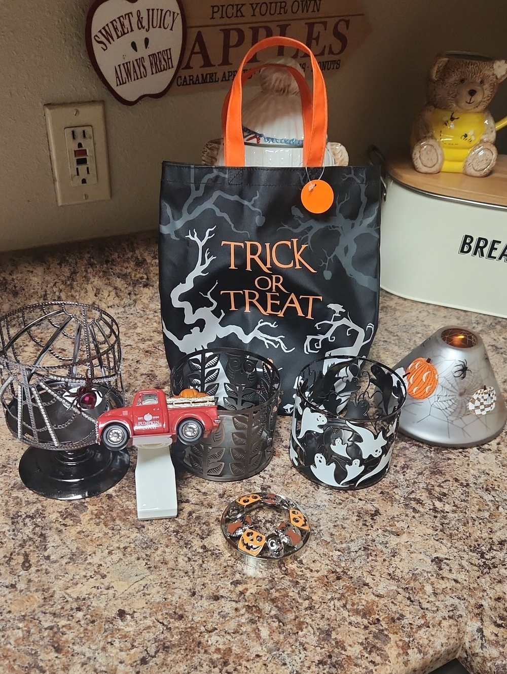 Bath And Body Works And Yankee Candle
